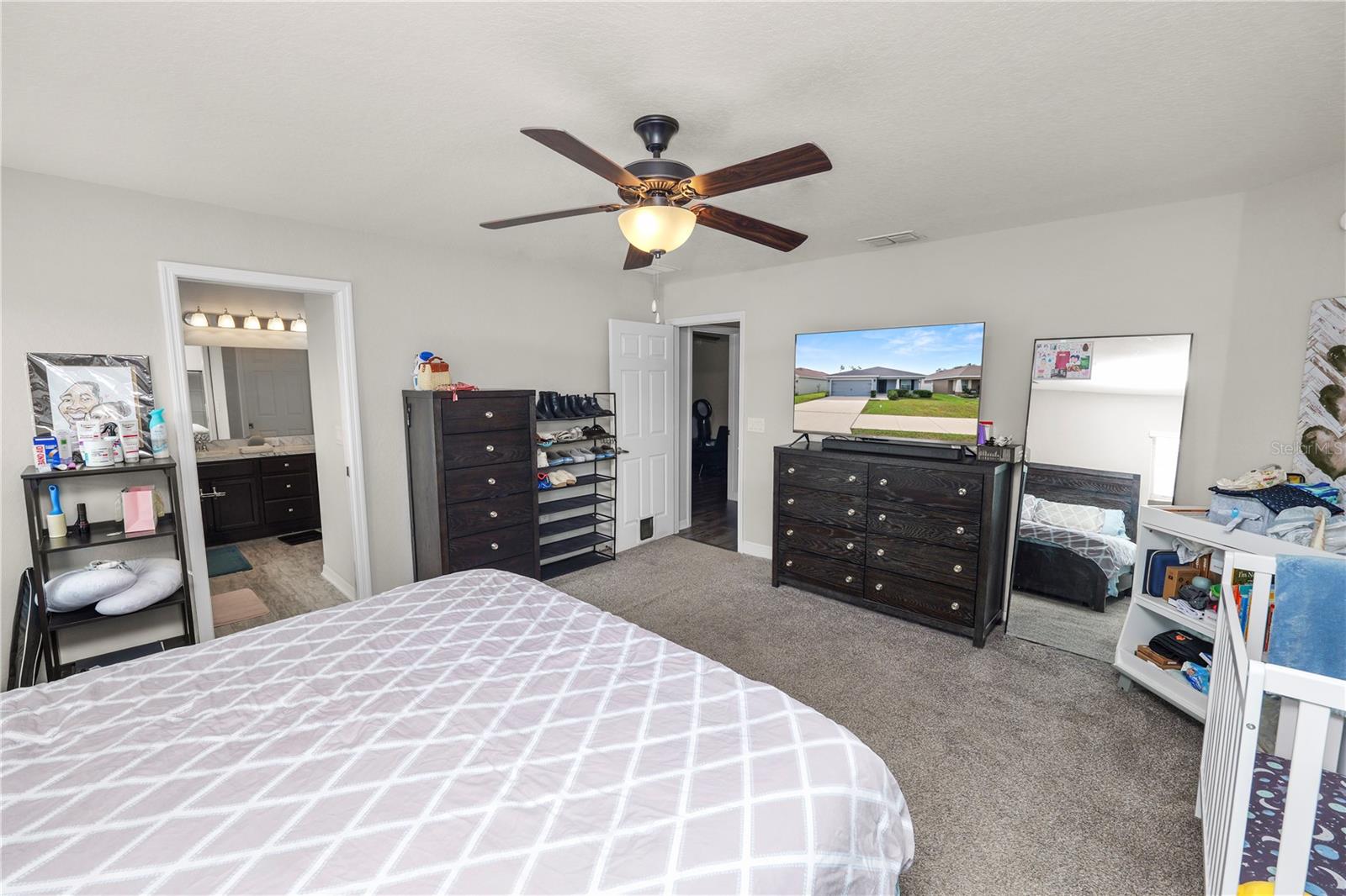 Image 18 of 37 For 1984 Danes Court