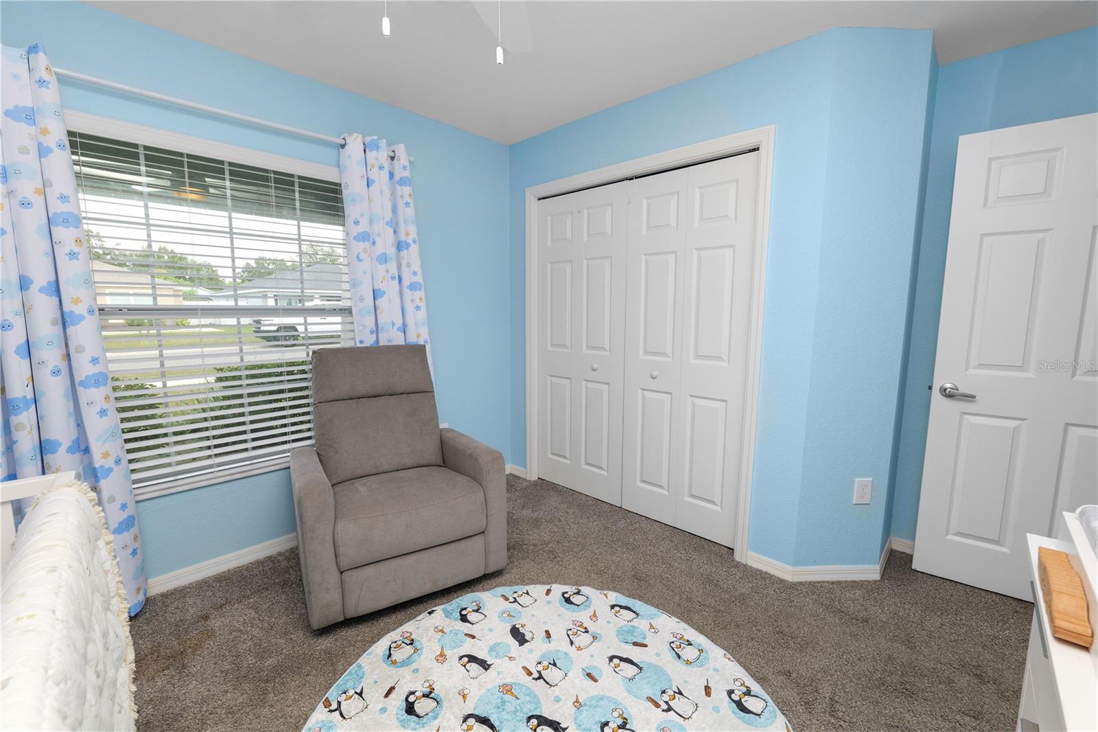 Image 23 of 37 For 1984 Danes Court