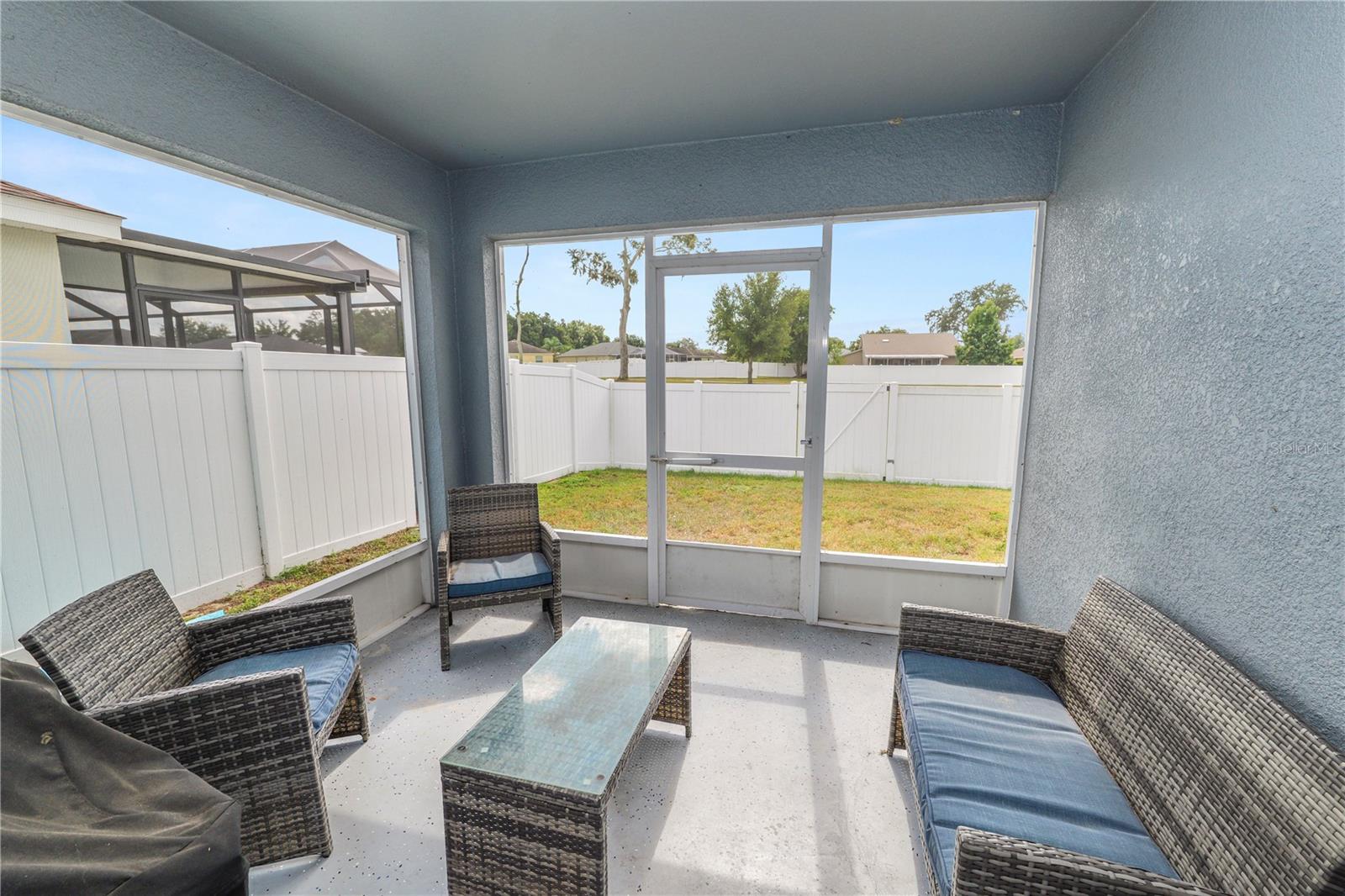 Image 29 of 37 For 1984 Danes Court