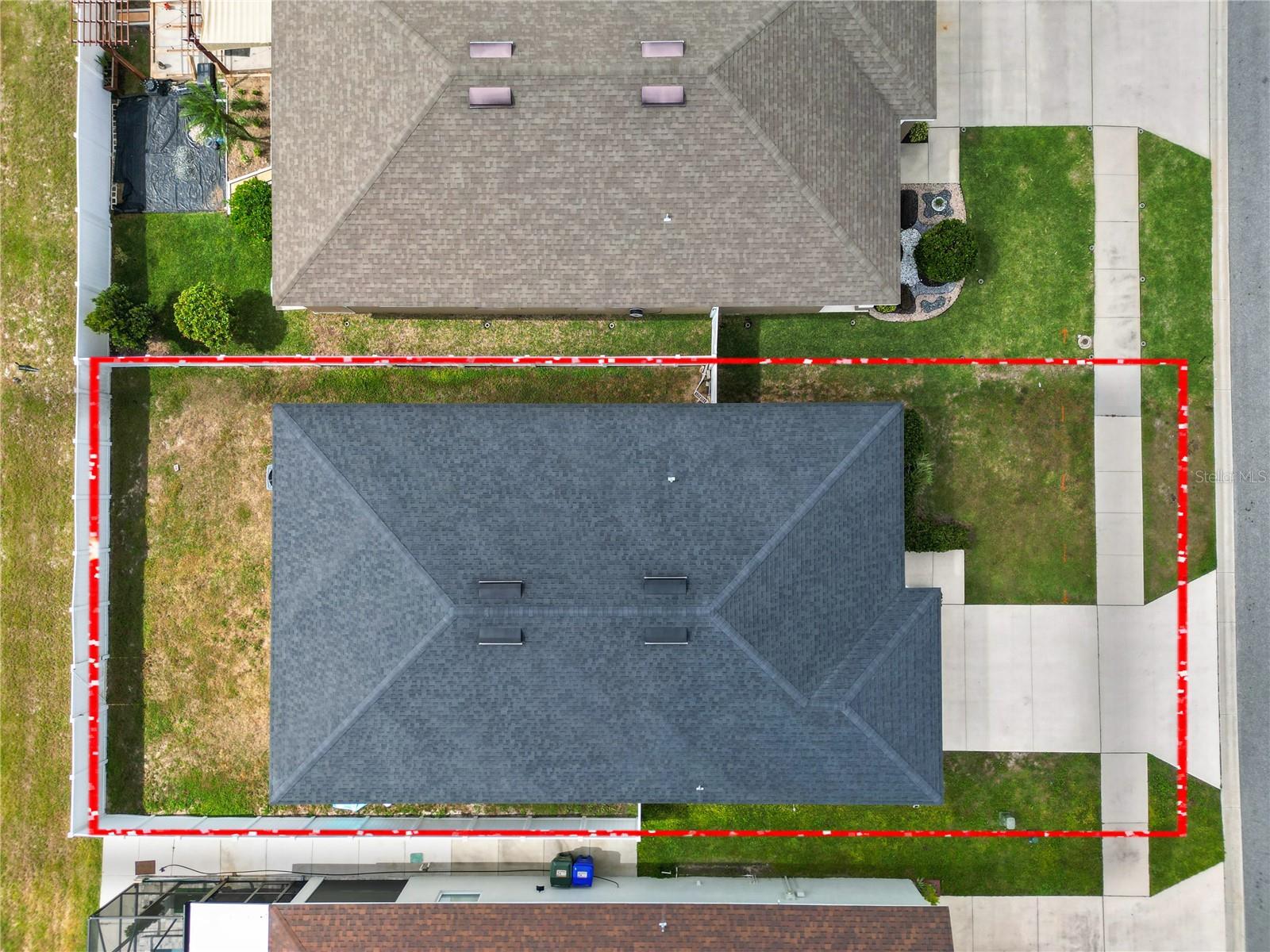 Image 33 of 37 For 1984 Danes Court