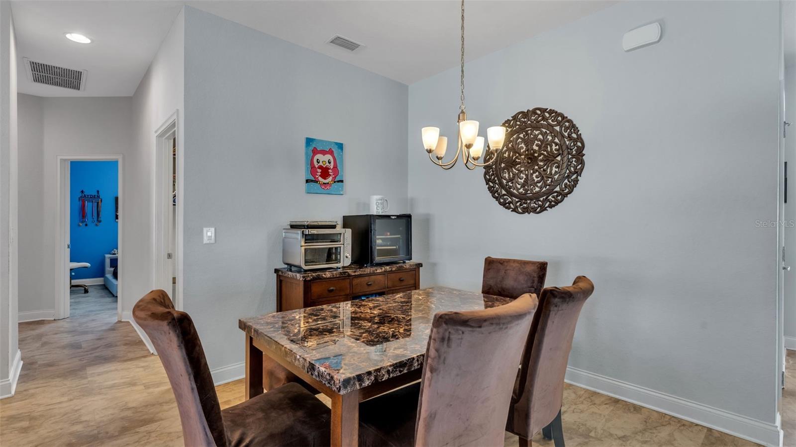 Image 17 of 49 For 2574 Highlands Creek Way