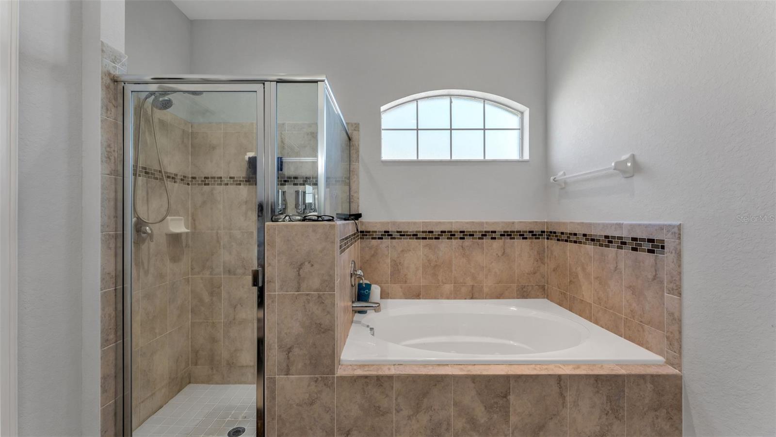 Image 41 of 49 For 2574 Highlands Creek Way