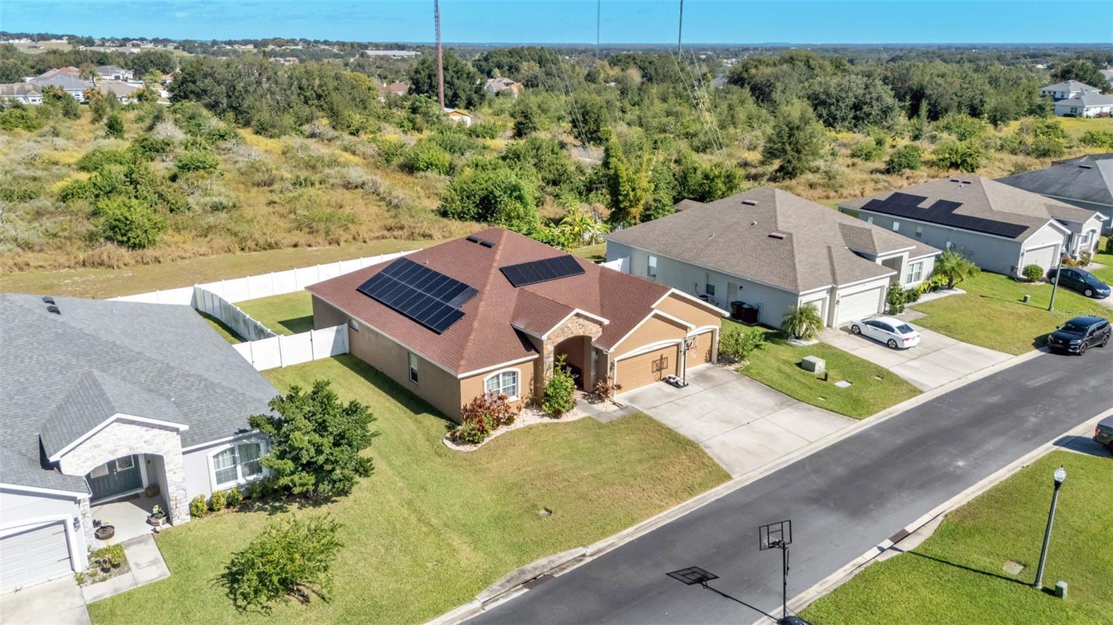 Image 7 of 49 For 2574 Highlands Creek Way