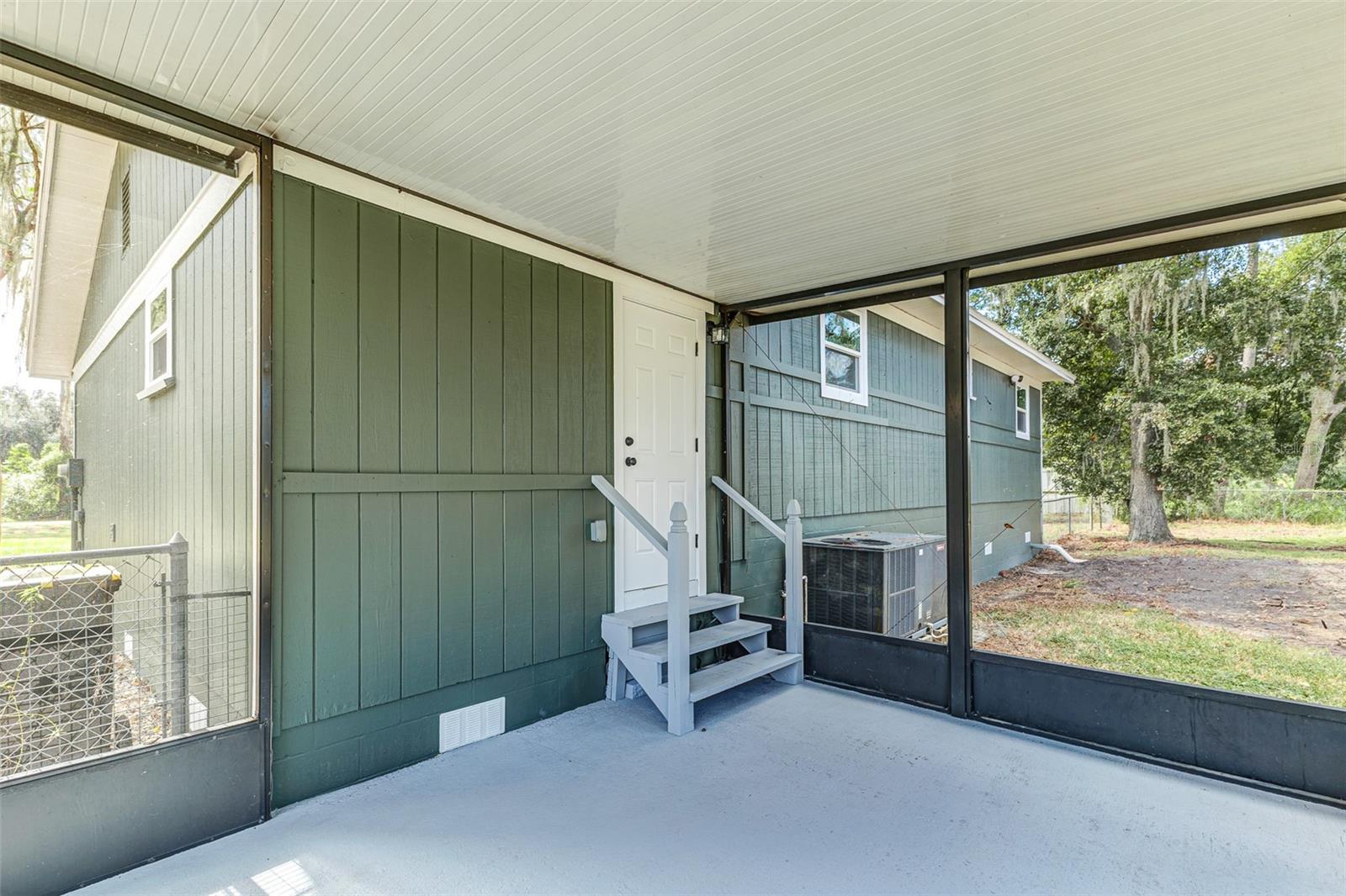 Image 18 of 25 For 3807 Timberlake Road E