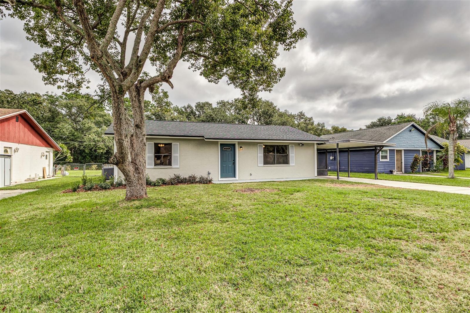 Image 24 of 25 For 2405 Delrose Drive E