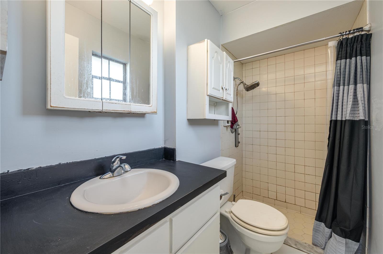 Image 17 of 40 For 1330 Spring Court