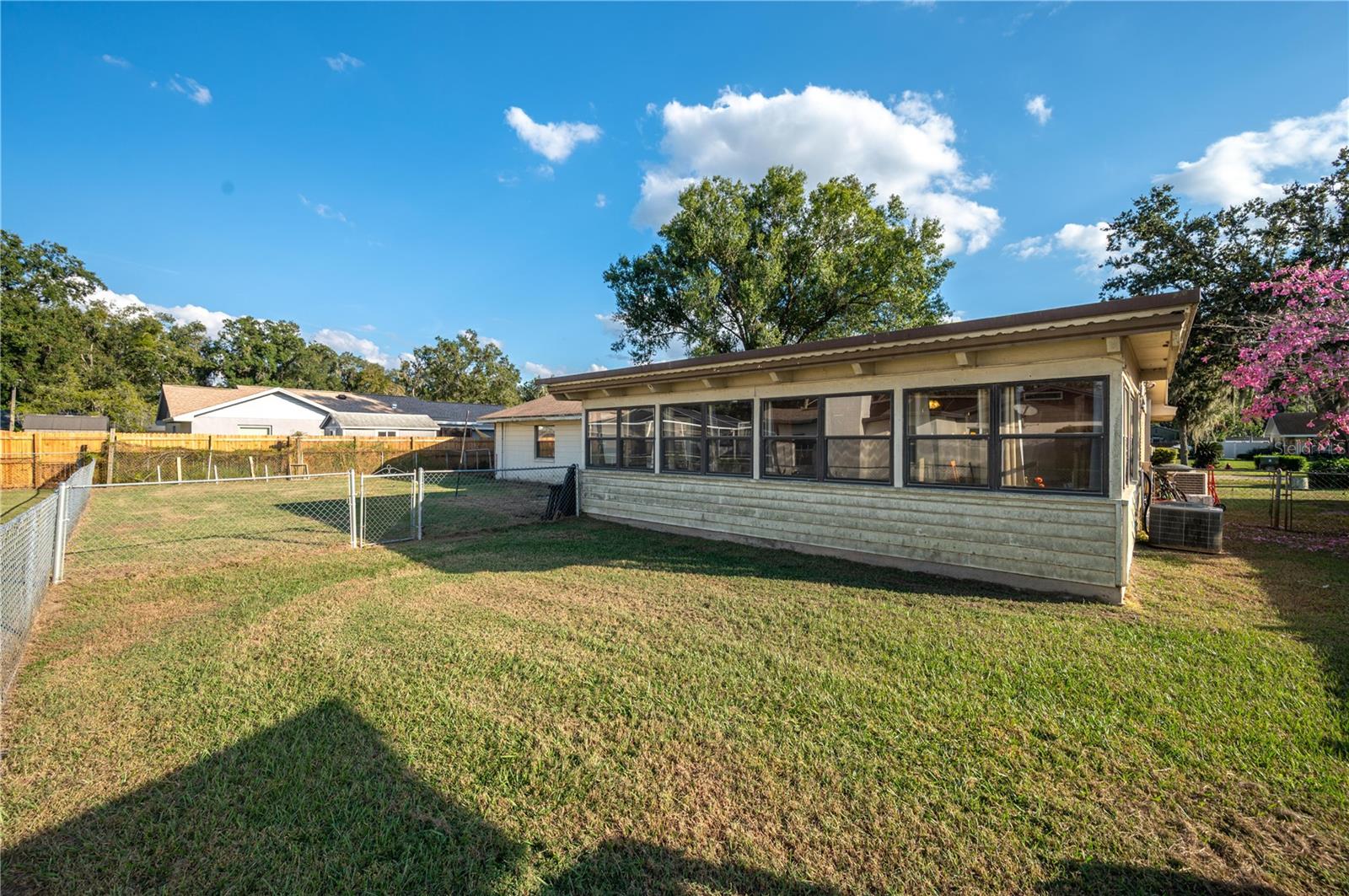 Image 30 of 40 For 1330 Spring Court