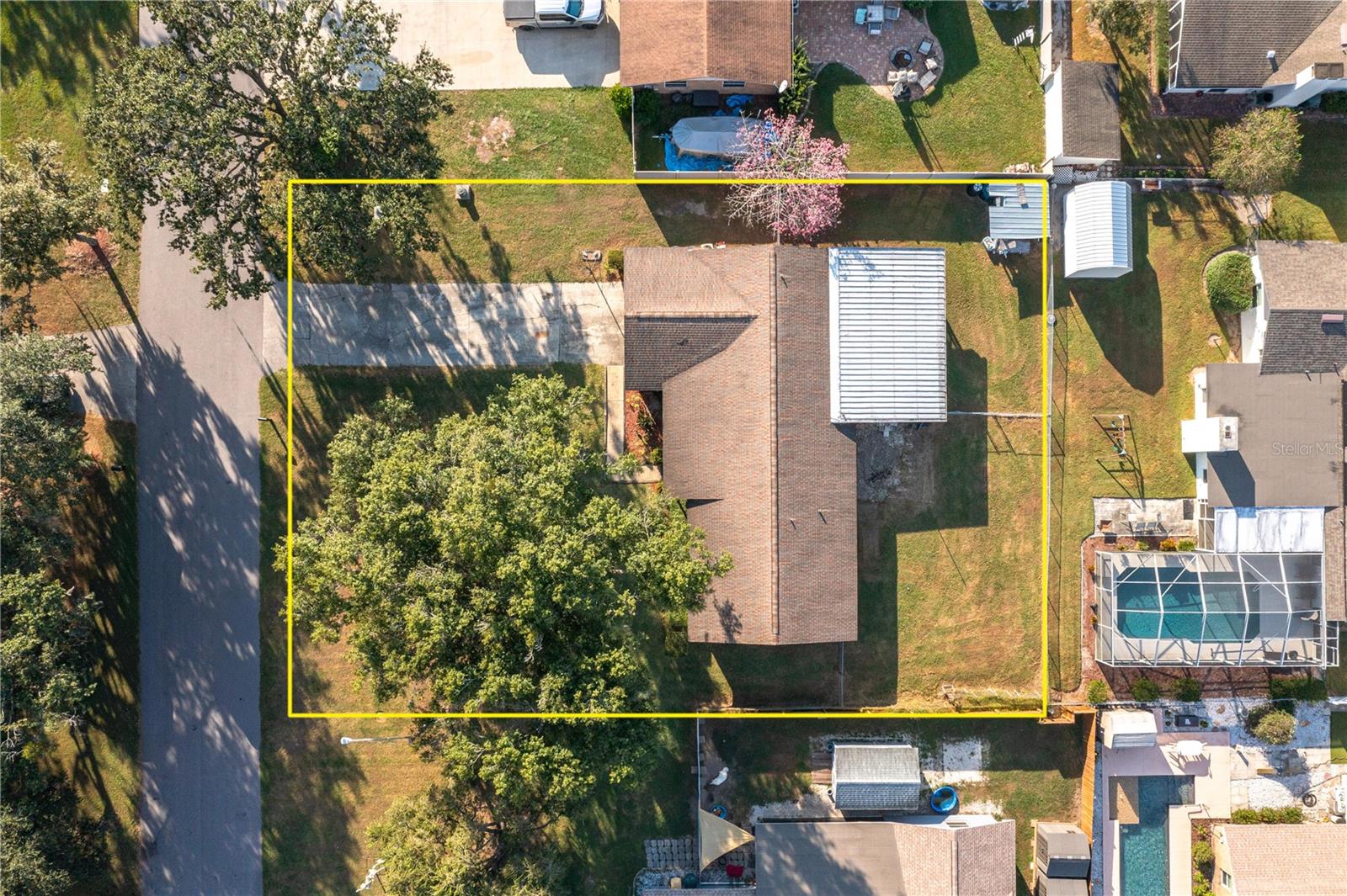 Image 34 of 40 For 1330 Spring Court