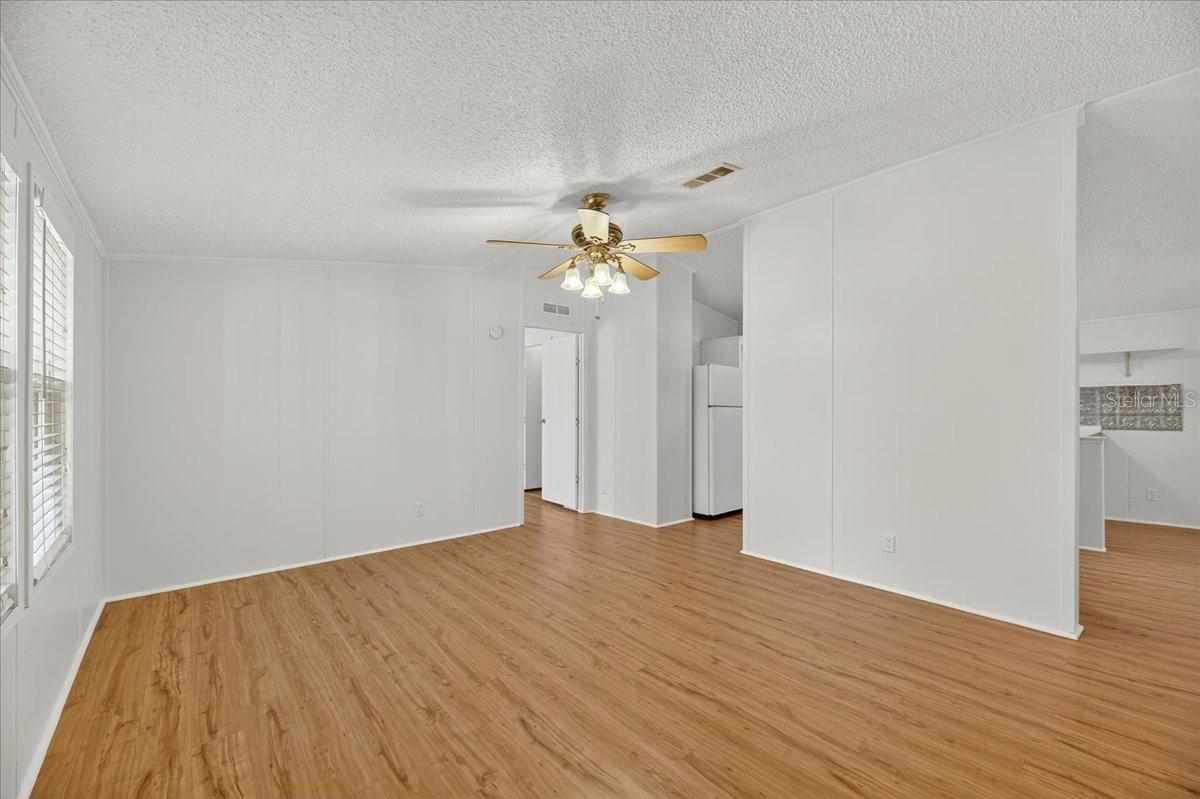 Image 19 of 74 For 6211 Woodale Drive