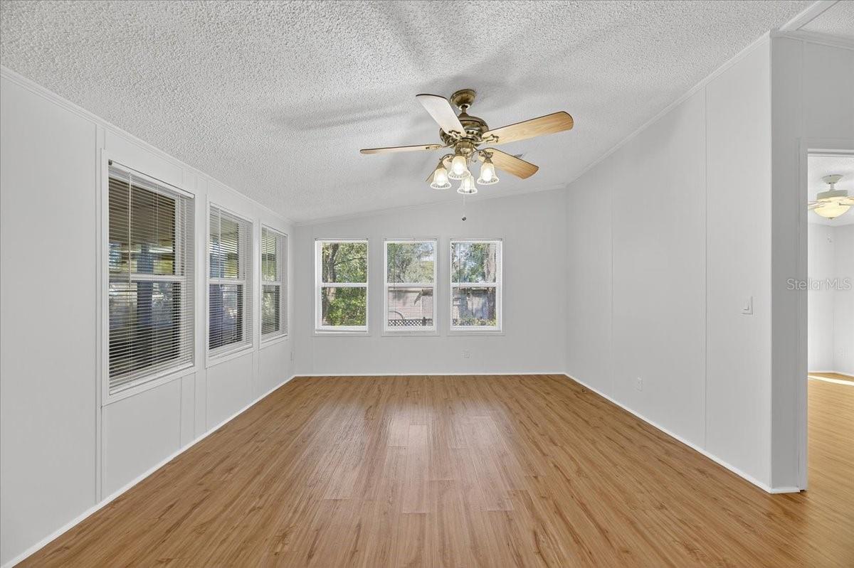 Image 24 of 74 For 6211 Woodale Drive