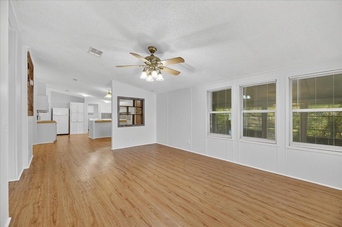 Image 27 of 74 For 6211 Woodale Drive