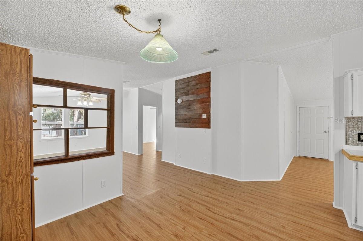 Image 29 of 74 For 6211 Woodale Drive