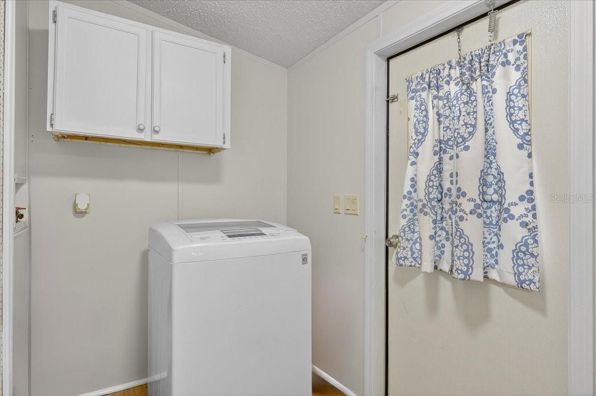 Image 35 of 74 For 6211 Woodale Drive