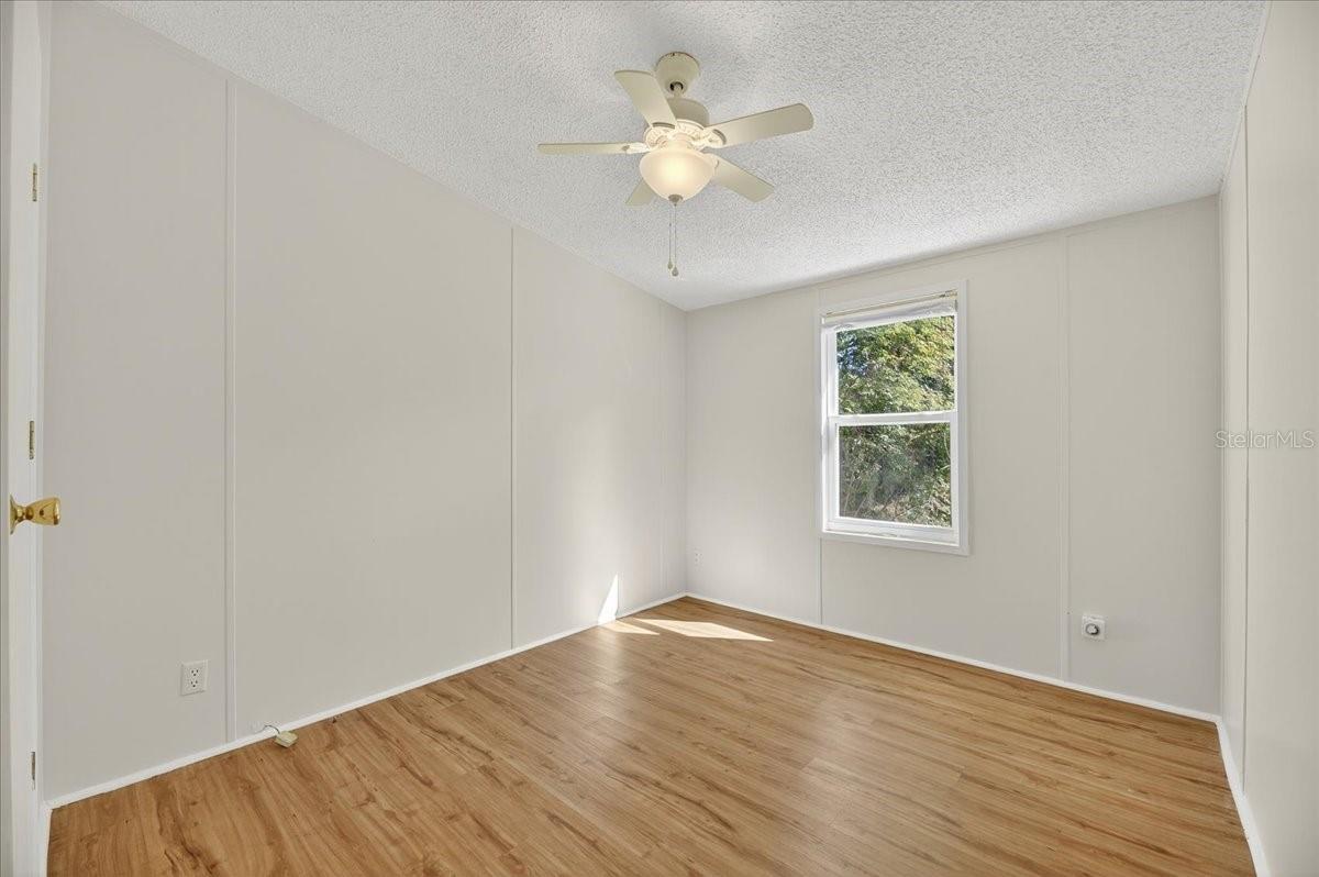 Image 37 of 74 For 6211 Woodale Drive