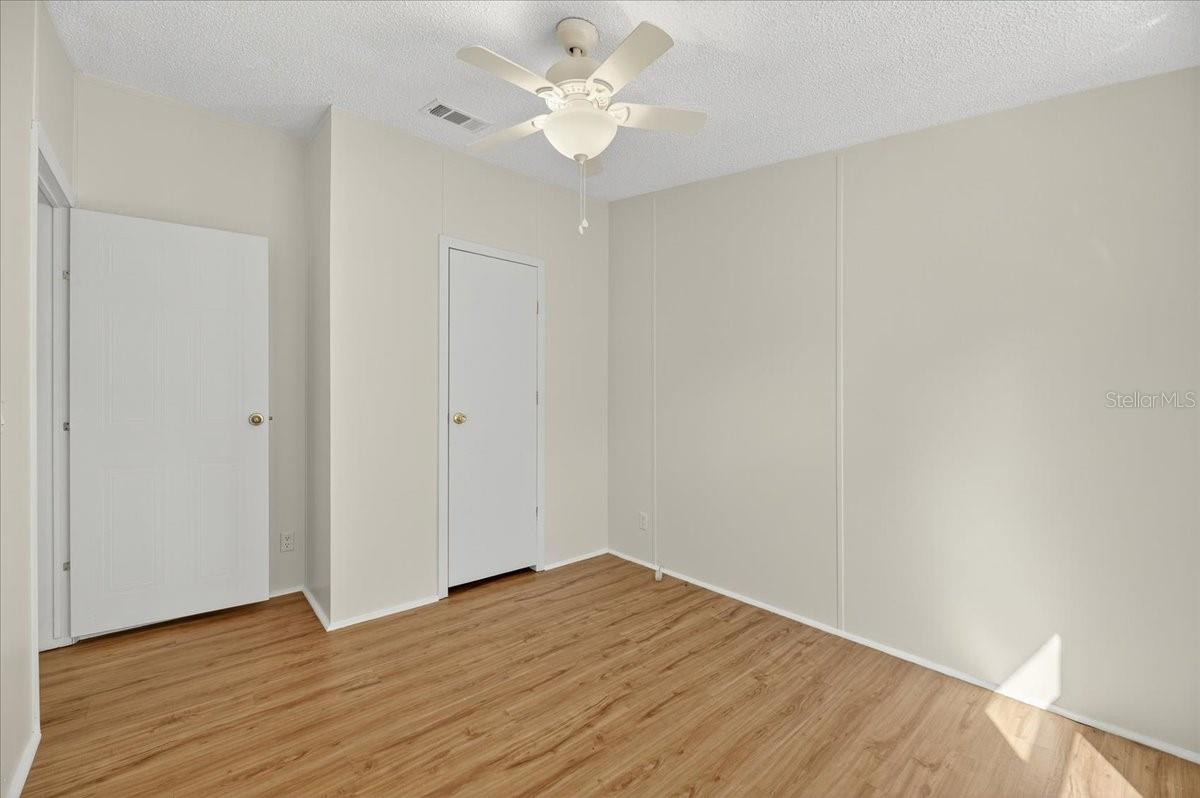 Image 38 of 74 For 6211 Woodale Drive