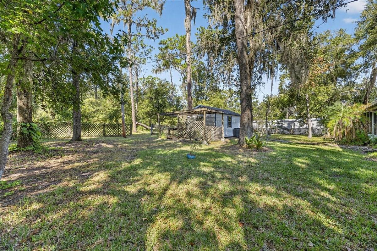 Image 51 of 74 For 6211 Woodale Drive