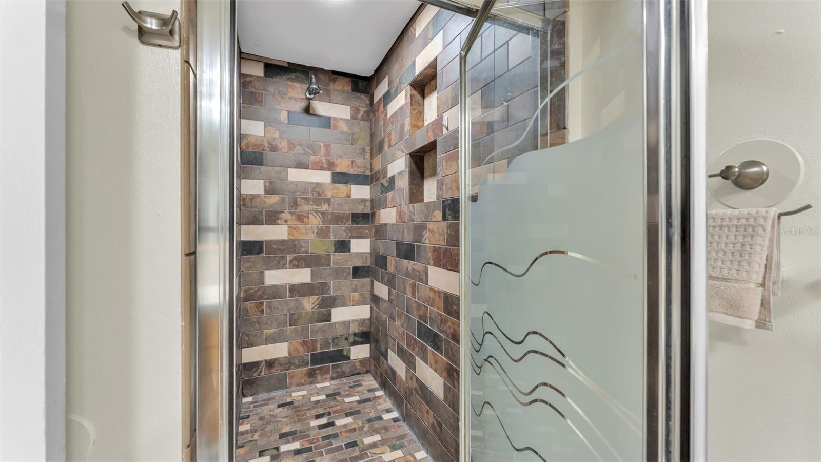 Image 22 of 78 For 8710 Tantallon Circle