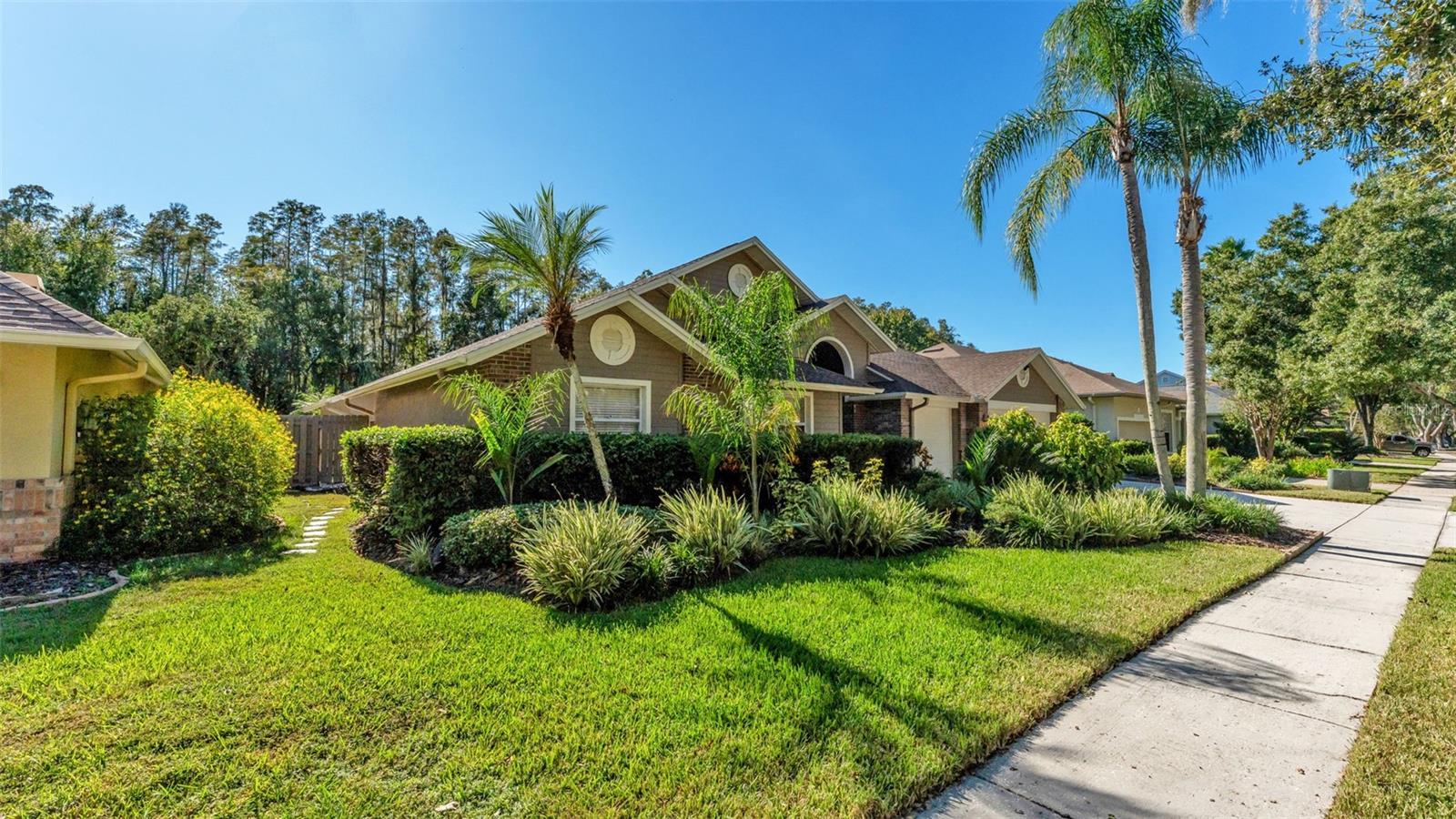 Image 4 of 78 For 8710 Tantallon Circle