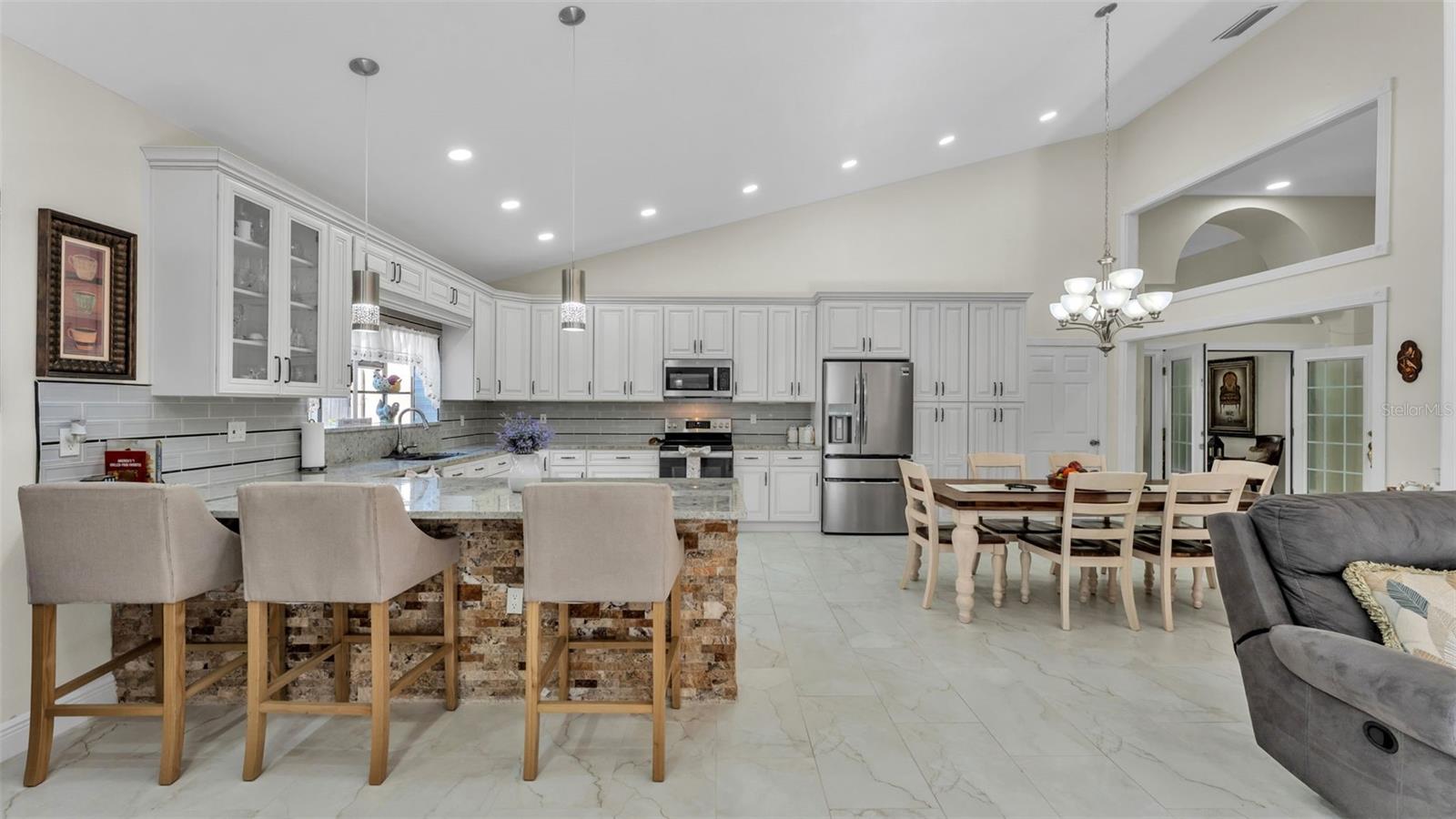 Image 49 of 78 For 8710 Tantallon Circle