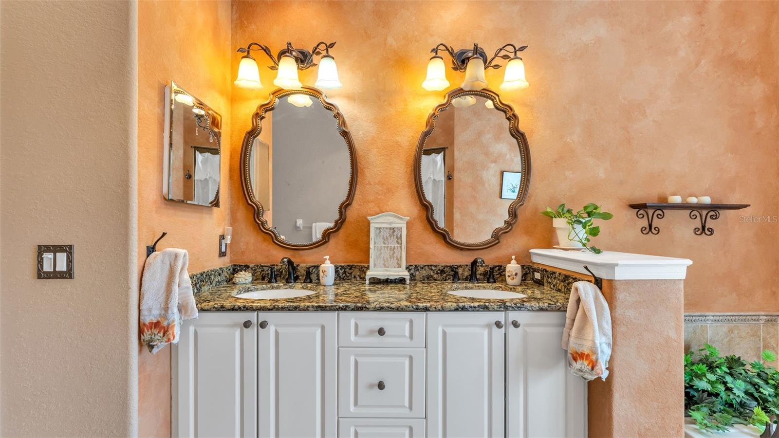 Image 20 of 85 For 237 Mclean Point