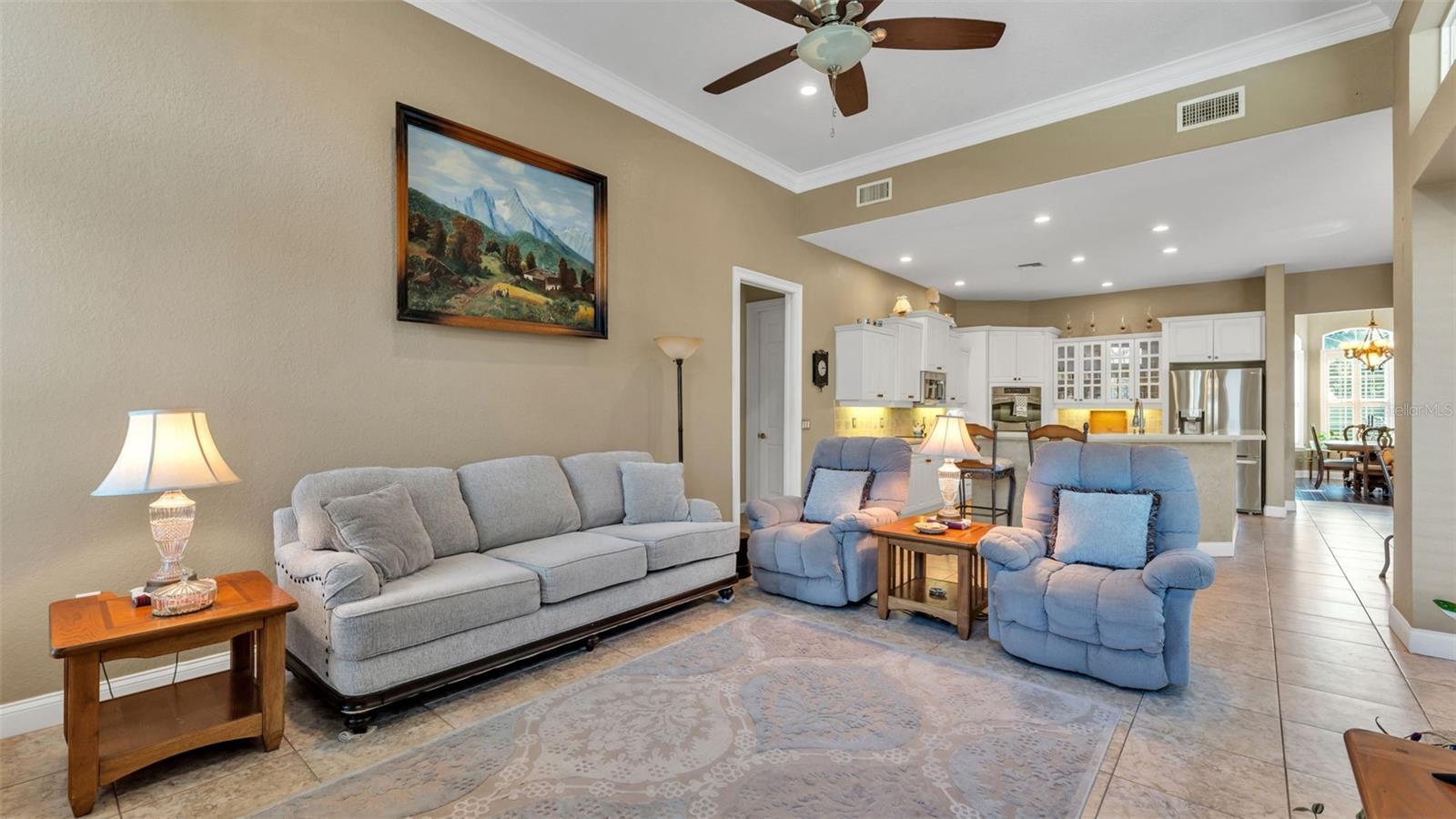 Image 34 of 85 For 237 Mclean Point