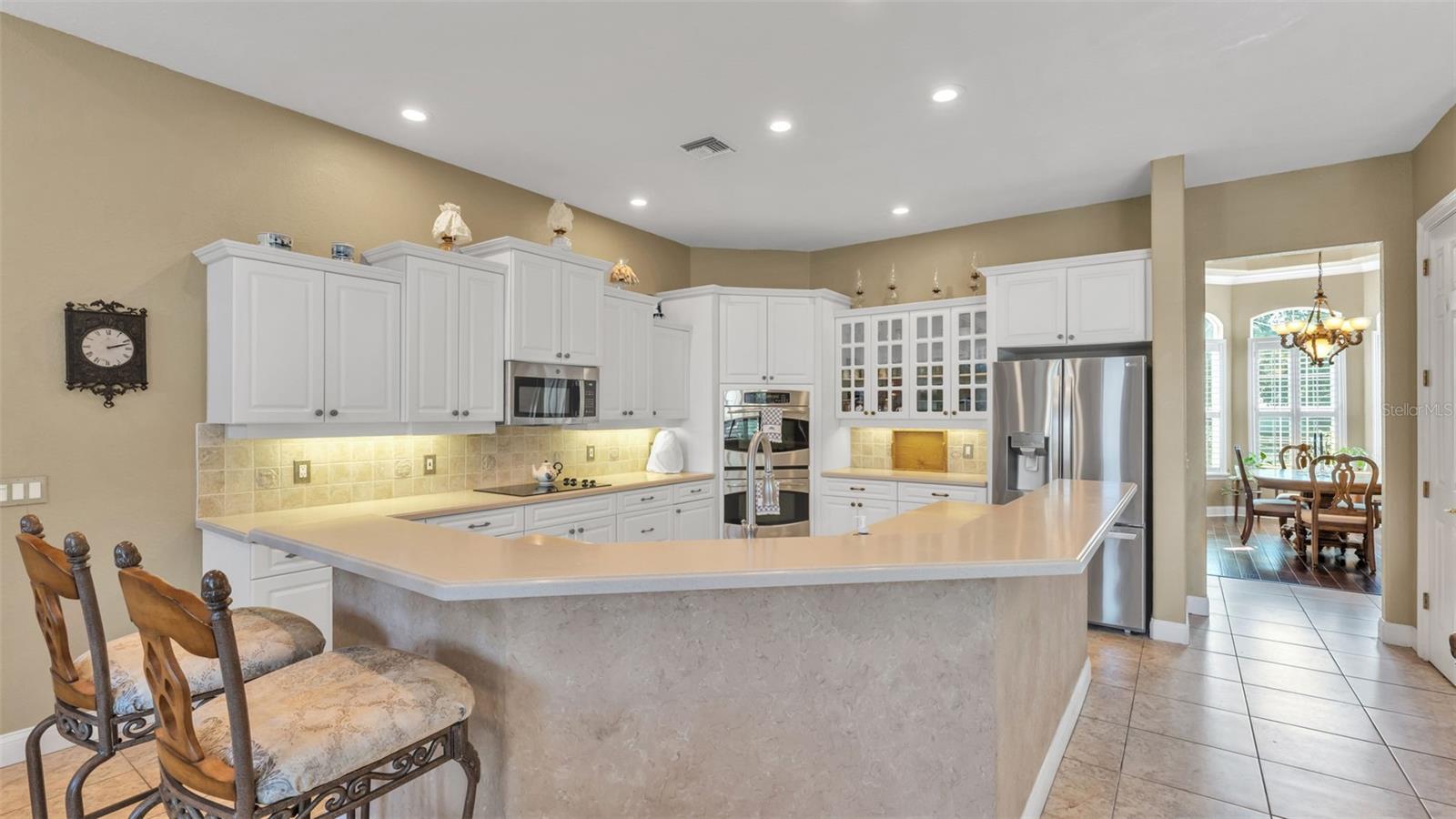 Image 43 of 85 For 237 Mclean Point