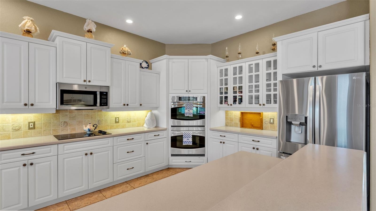 Image 46 of 85 For 237 Mclean Point