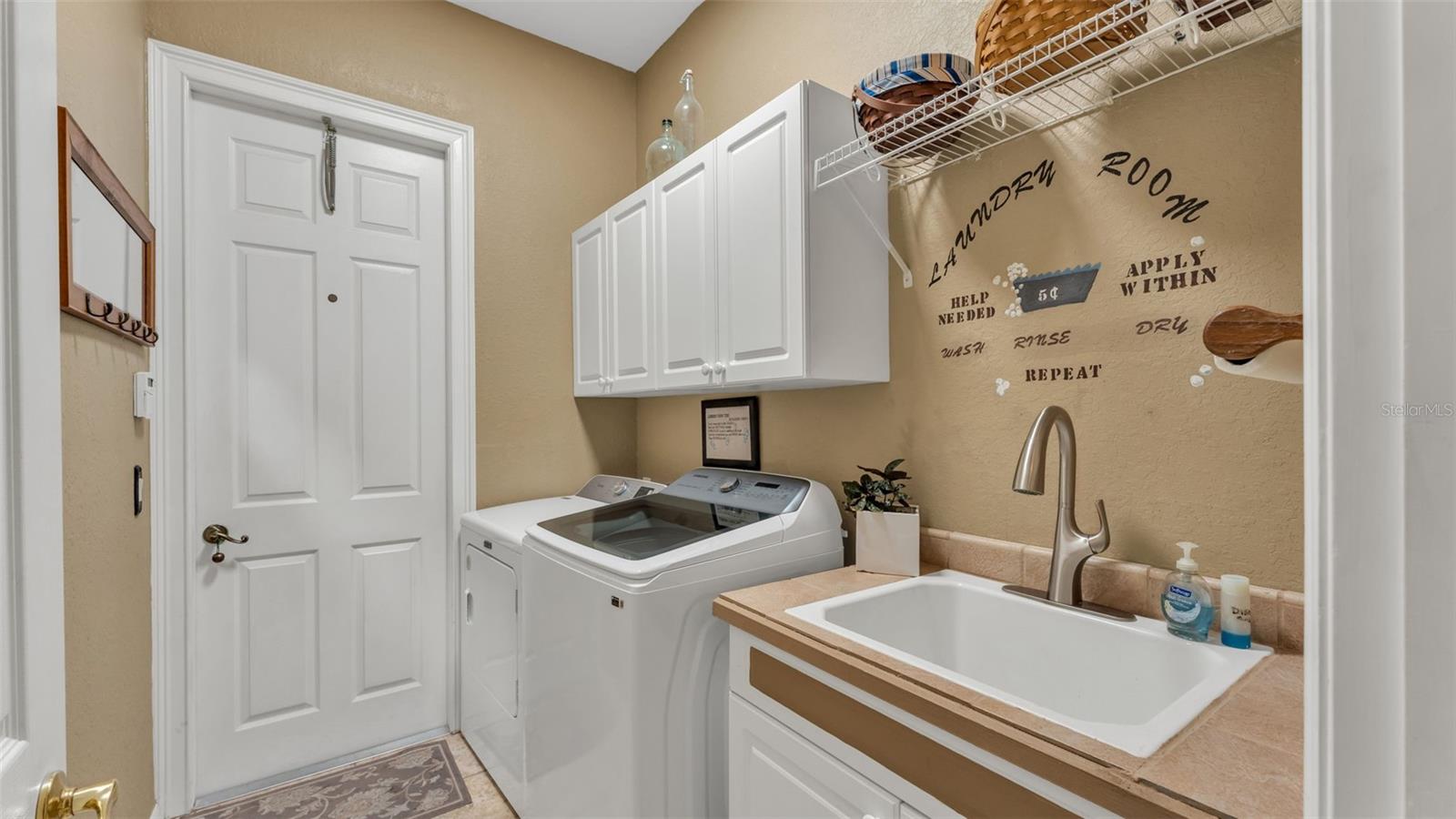 Image 53 of 85 For 237 Mclean Point