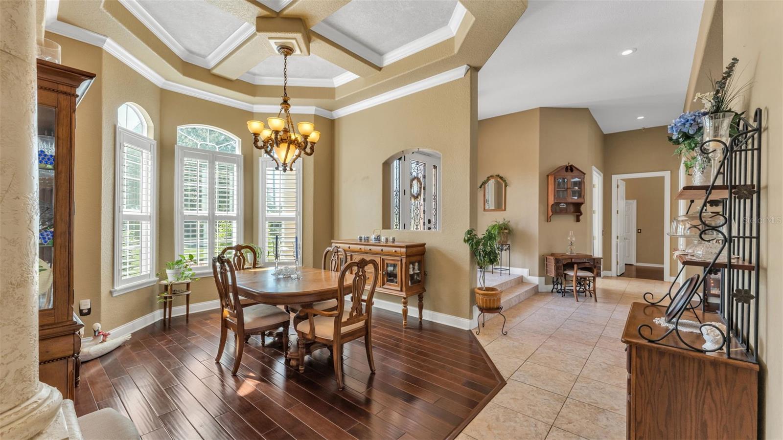 Image 55 of 85 For 237 Mclean Point