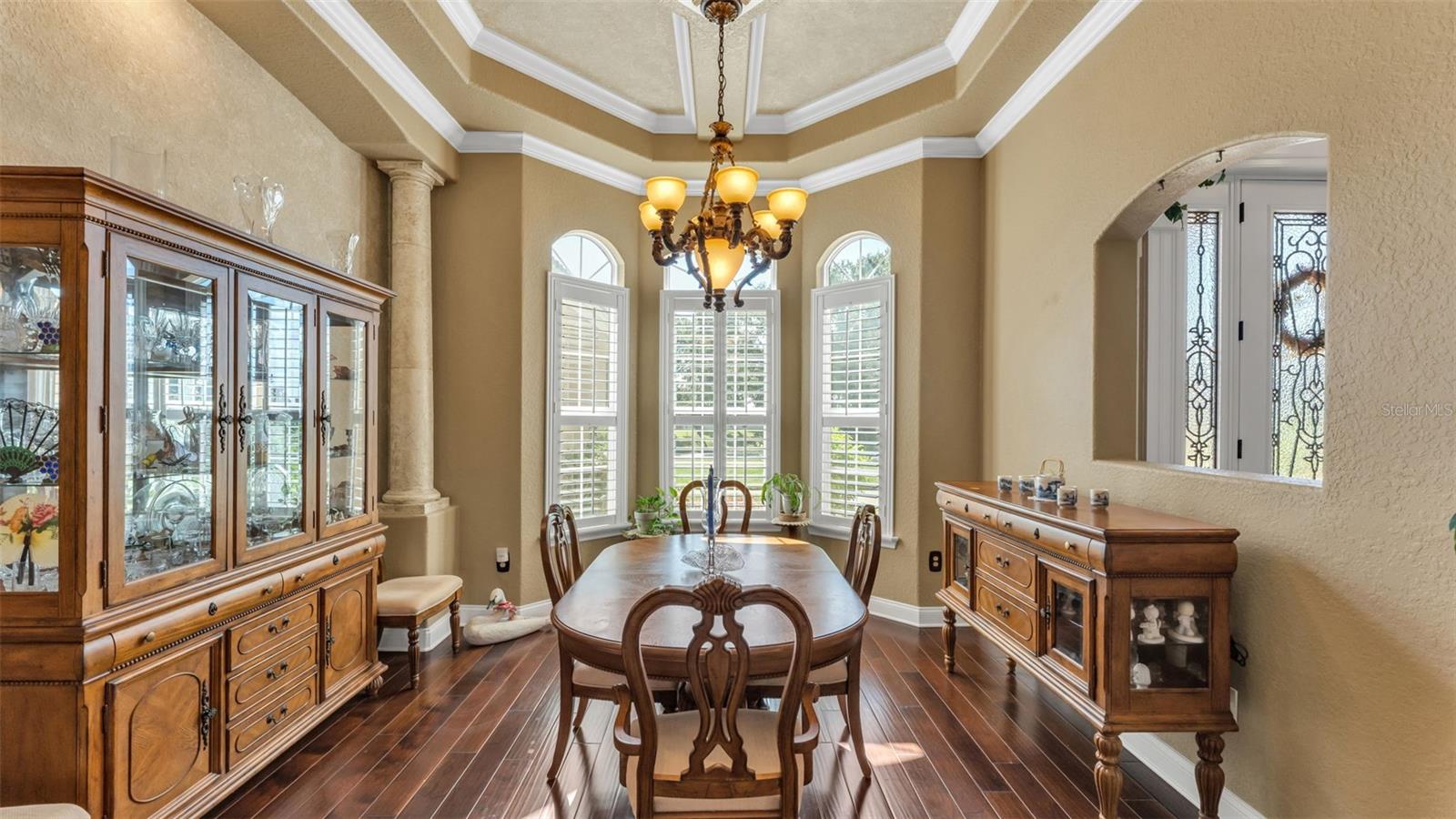 Image 57 of 85 For 237 Mclean Point