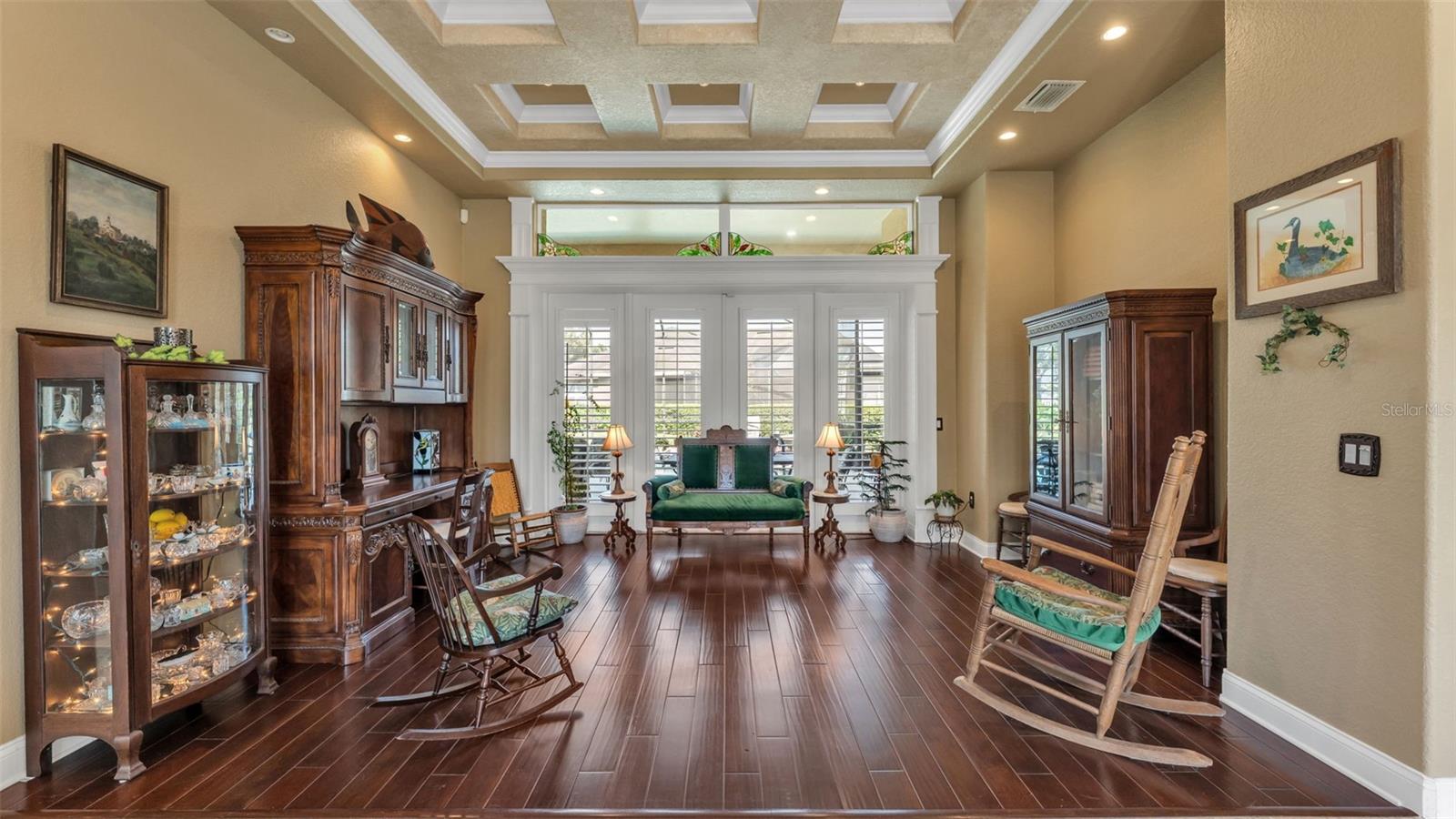 Image 62 of 85 For 237 Mclean Point