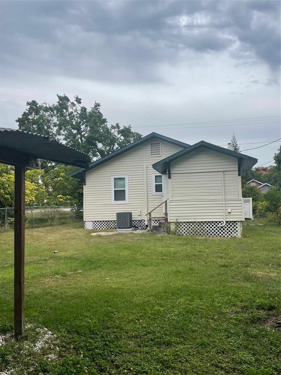 Image 18 of 22 For 135 Orange Street