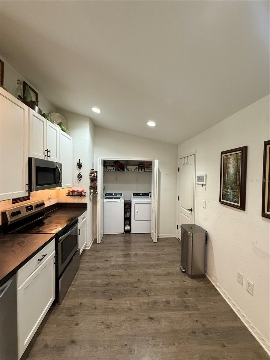 Image 13 of 24 For 1841 Wallace Manor Lane