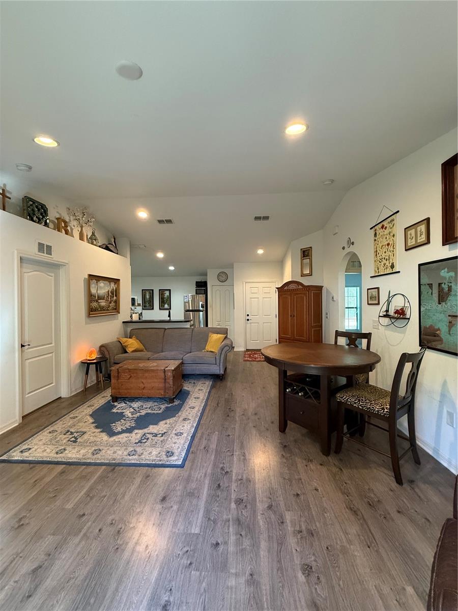 Image 19 of 24 For 1841 Wallace Manor Lane