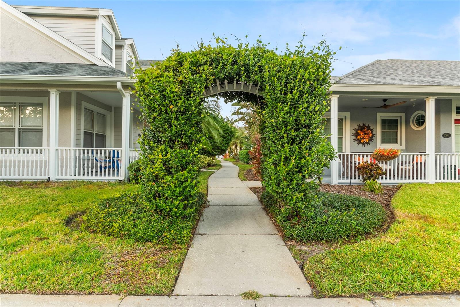 Image 14 of 22 For 10806 Spring Mountain Place