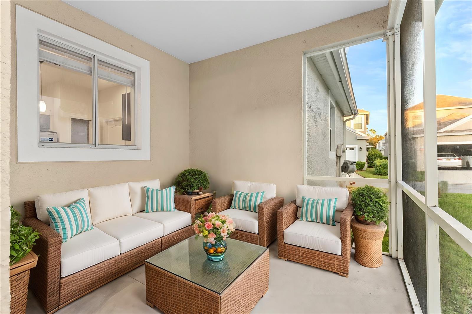 Image 7 of 22 For 10806 Spring Mountain Place