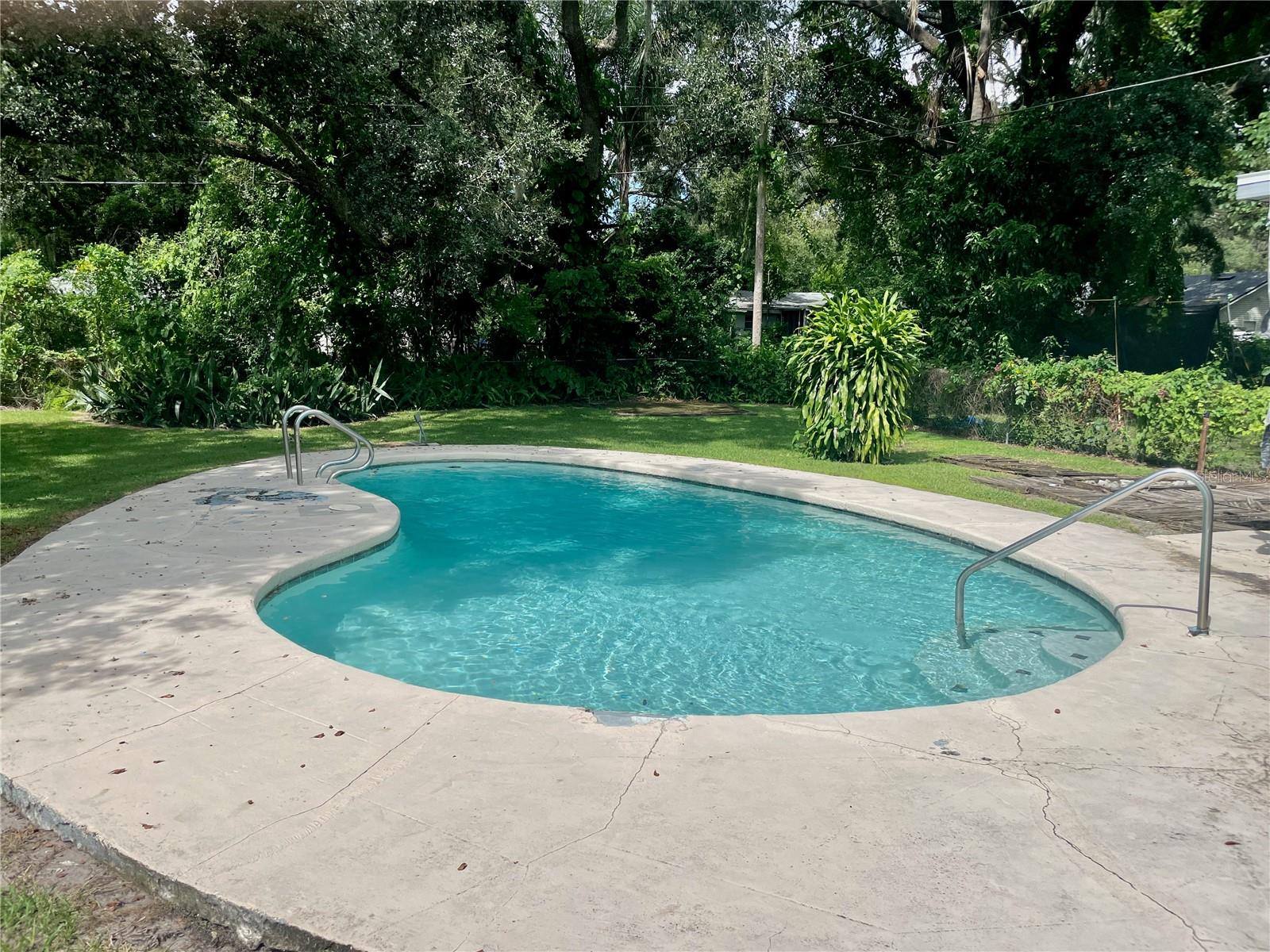 Image 13 of 16 For 917 Bonnie Drive