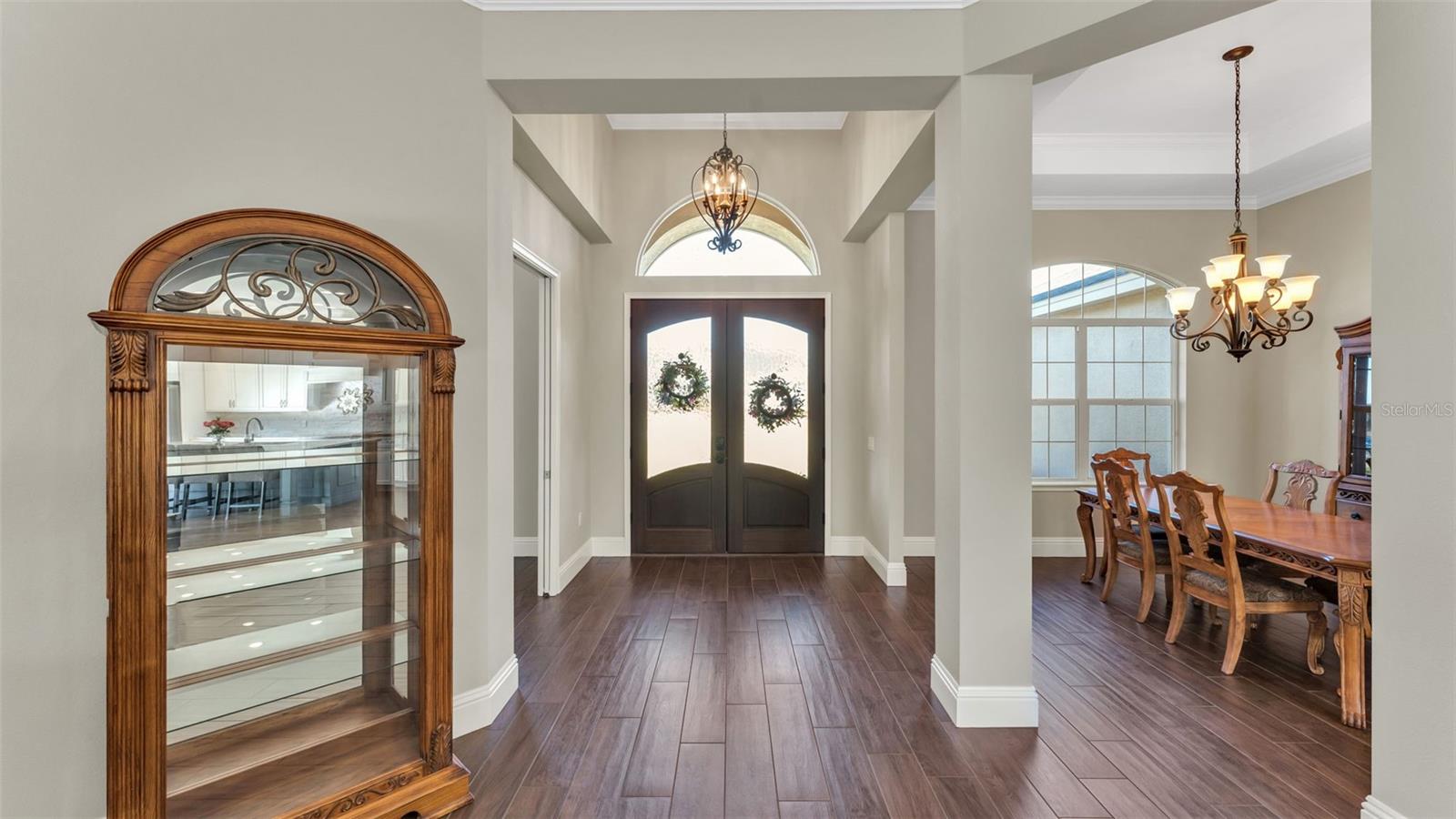 Image 11 of 57 For 6553 Heritage Park Place