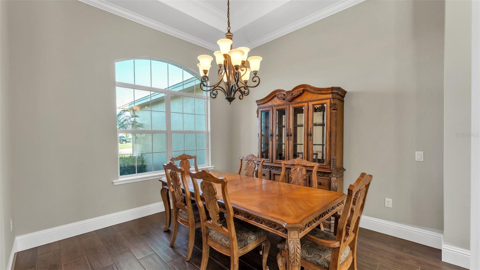 Image 12 of 57 For 6553 Heritage Park Place