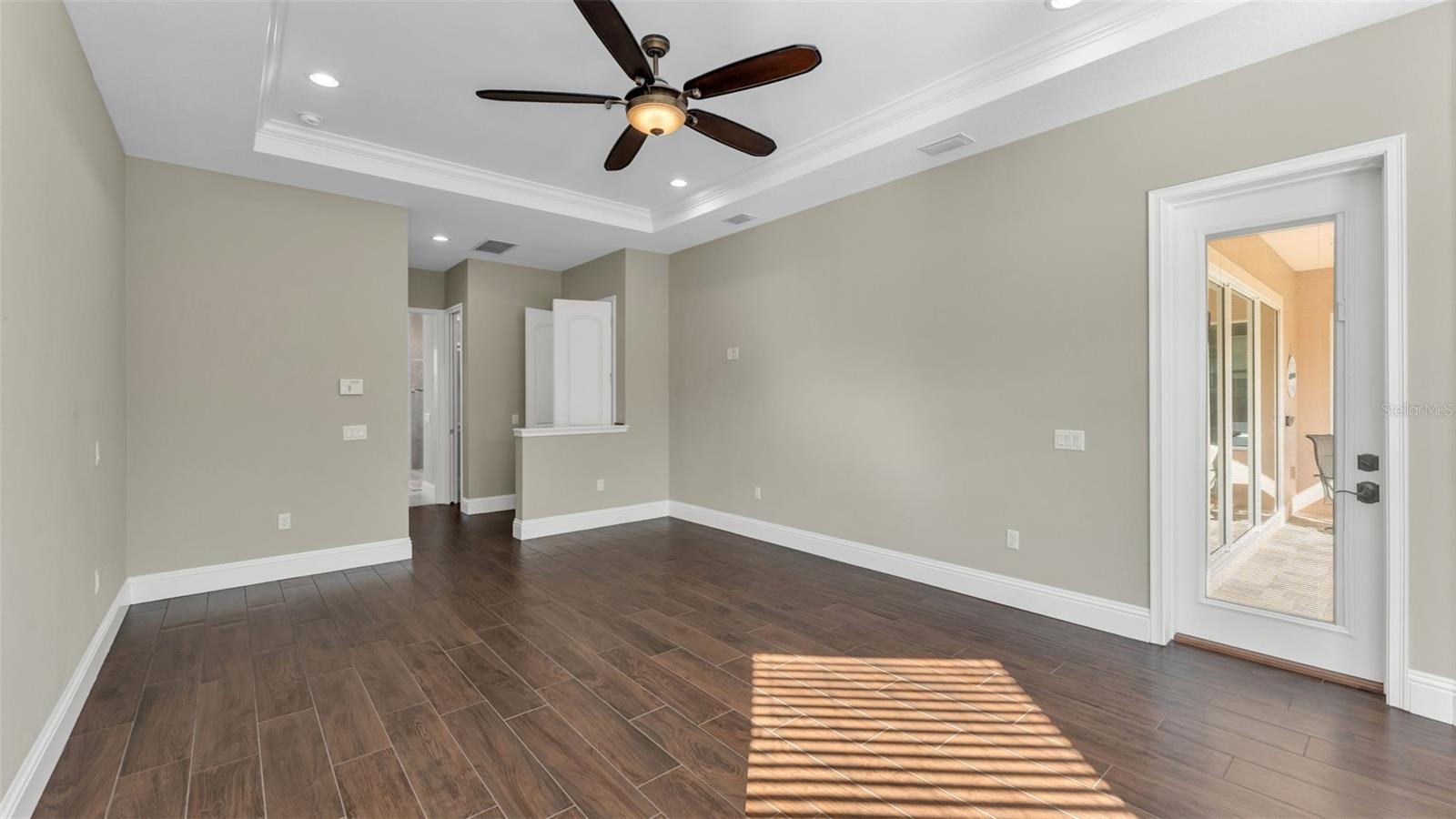 Image 18 of 57 For 6553 Heritage Park Place