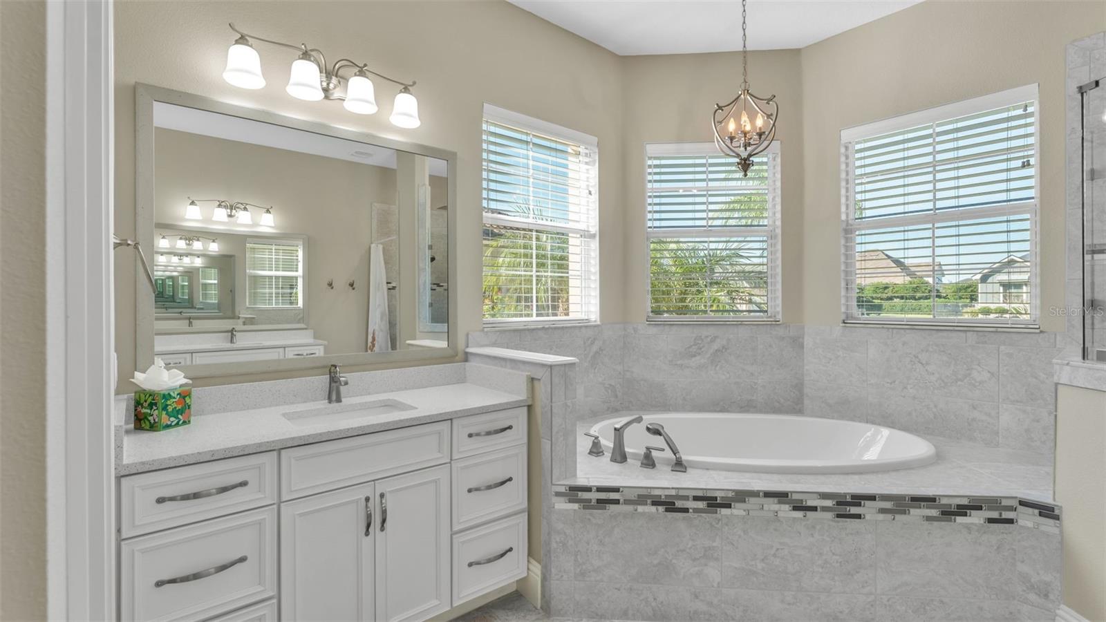 Image 22 of 57 For 6553 Heritage Park Place