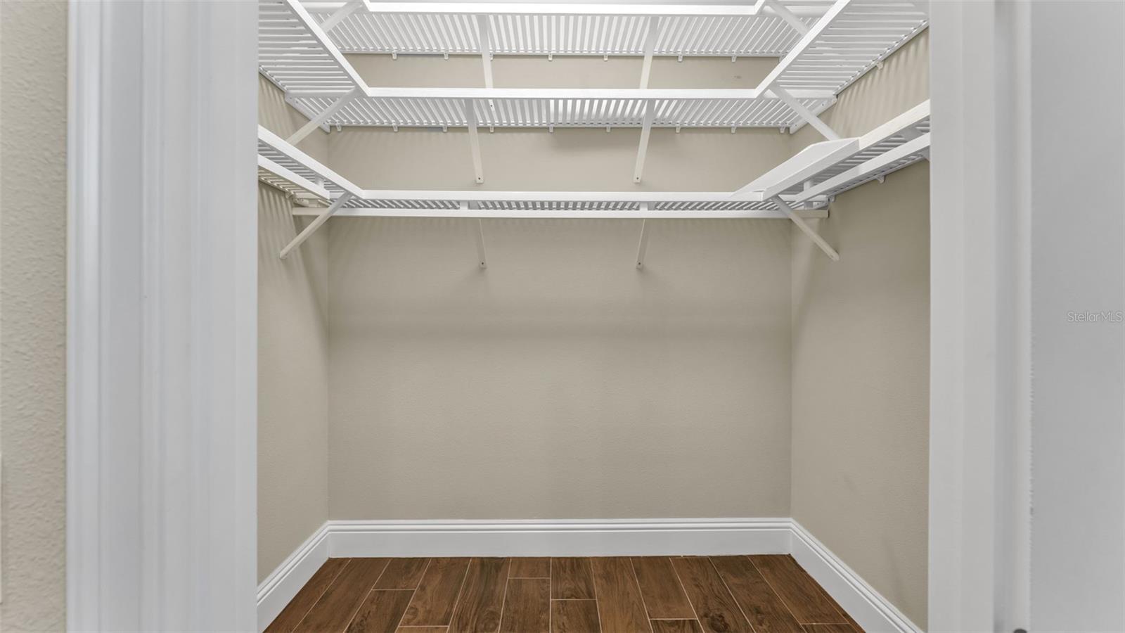 Image 35 of 57 For 6553 Heritage Park Place