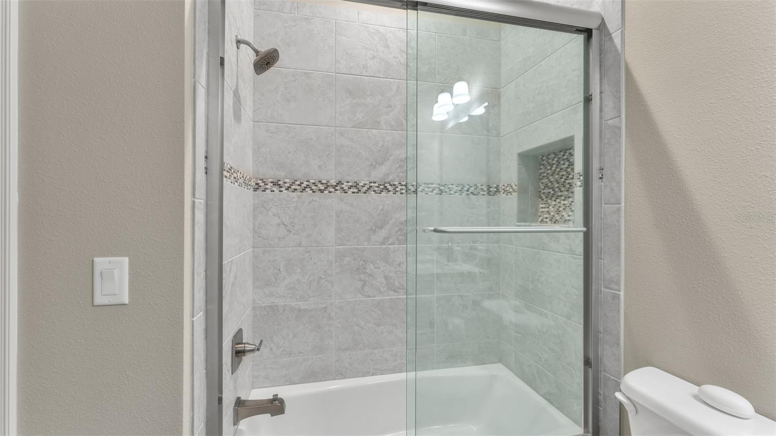 Image 37 of 57 For 6553 Heritage Park Place