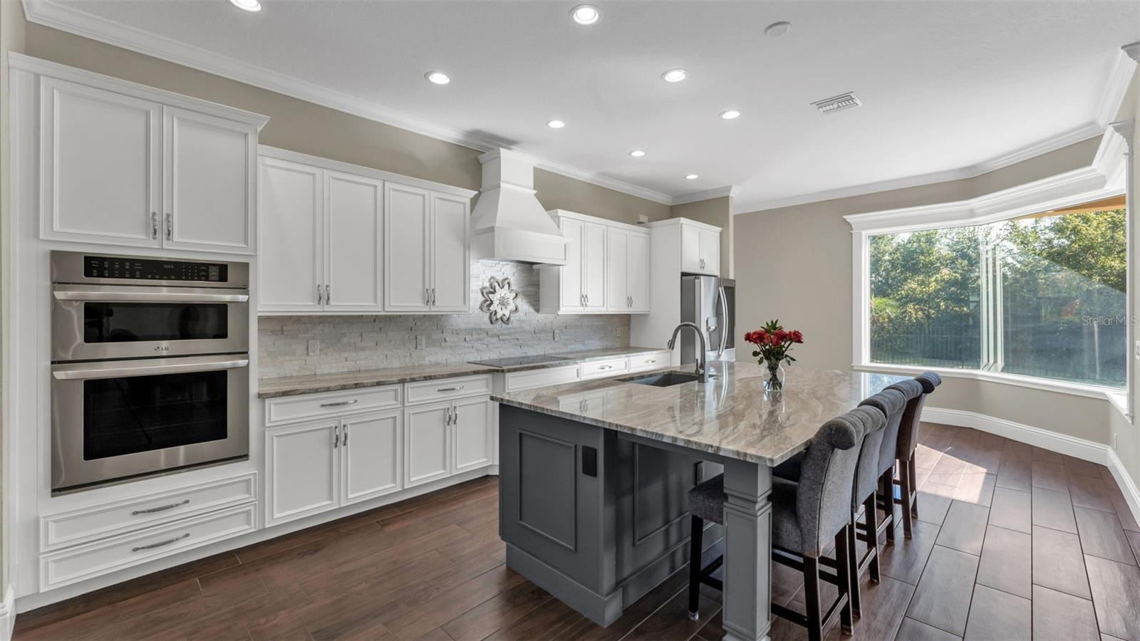 Image 5 of 57 For 6553 Heritage Park Place