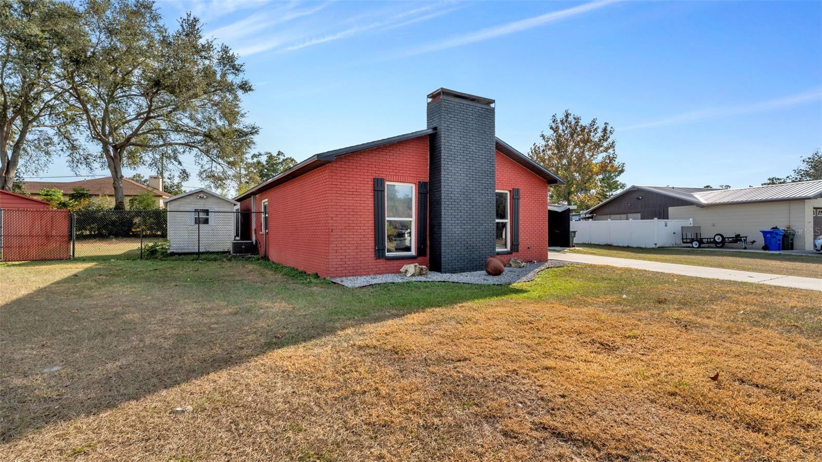 Image 29 of 39 For 427 El Dorado Street