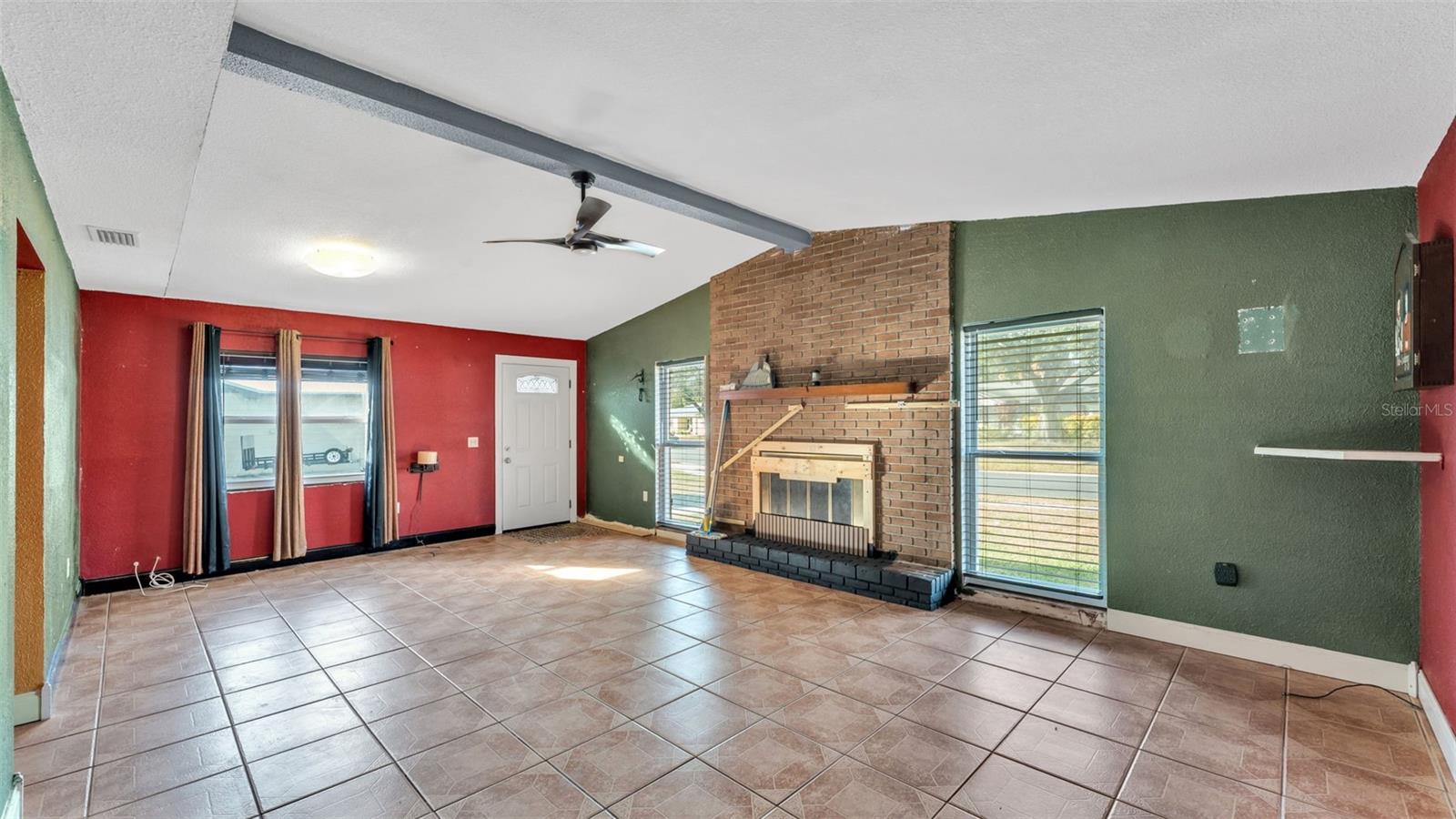 Image 7 of 39 For 427 El Dorado Street