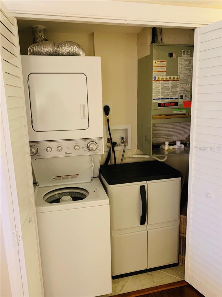 Image 11 of 42 For 213 Sea Horse Drive Se B