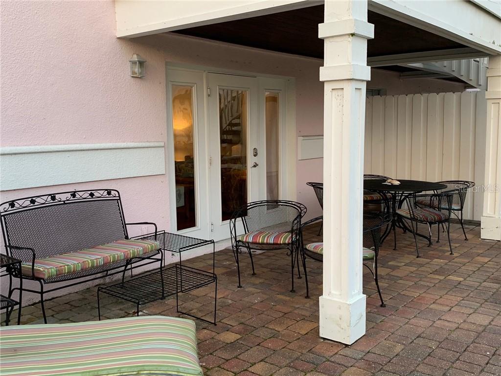 Image 12 of 42 For 213 Sea Horse Drive Se B