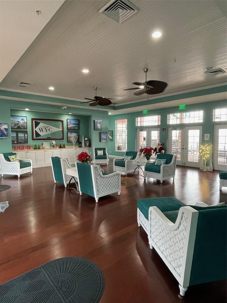 Image 32 of 42 For 213 Sea Horse Drive Se B