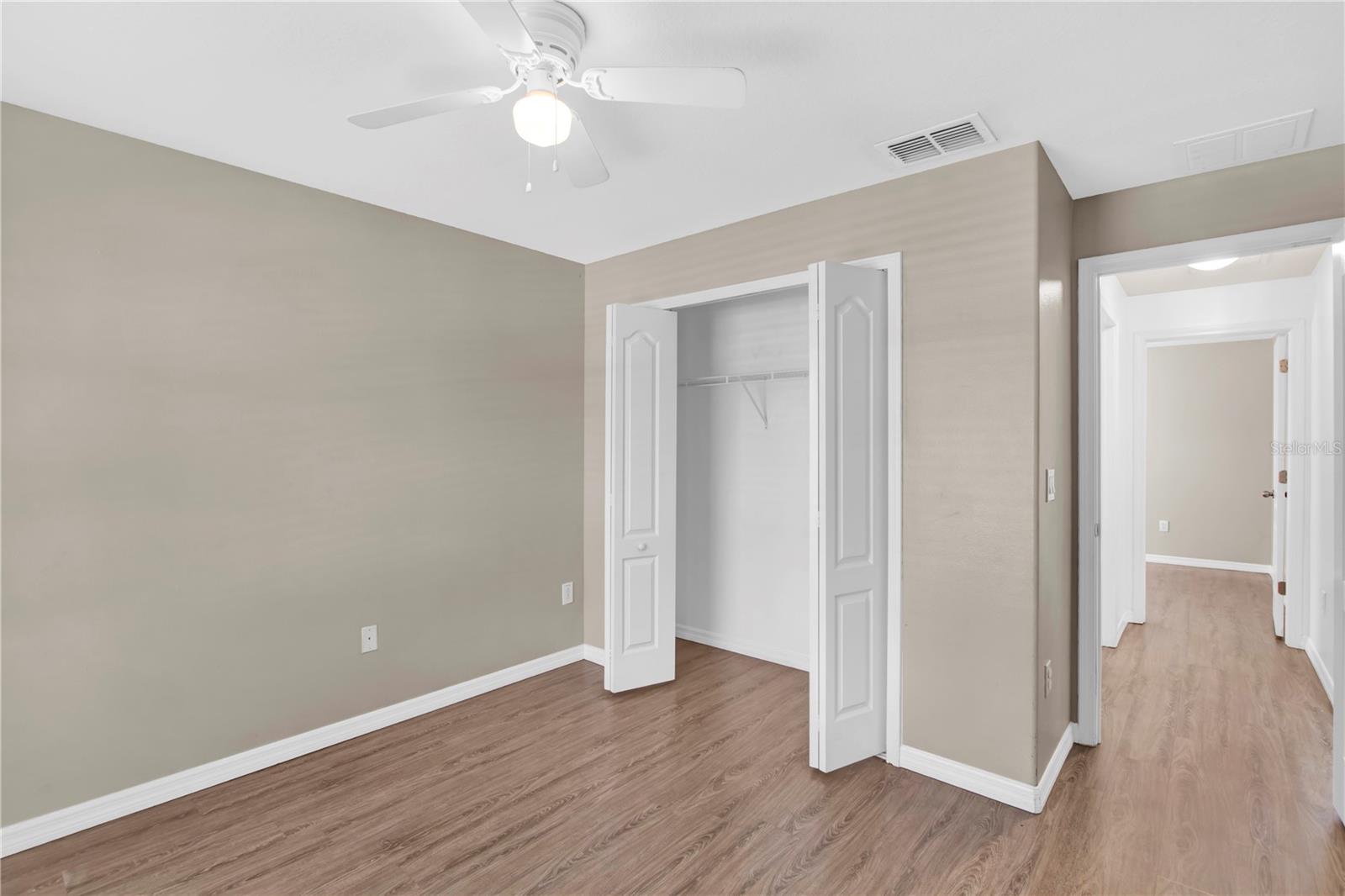 Image 14 of 22 For 3828 Hampton Hills Drive